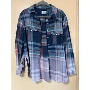 Duluth Trading Crosscut Wicking Flannel Shirt Plaid Size L Blue Navy Purple EUC